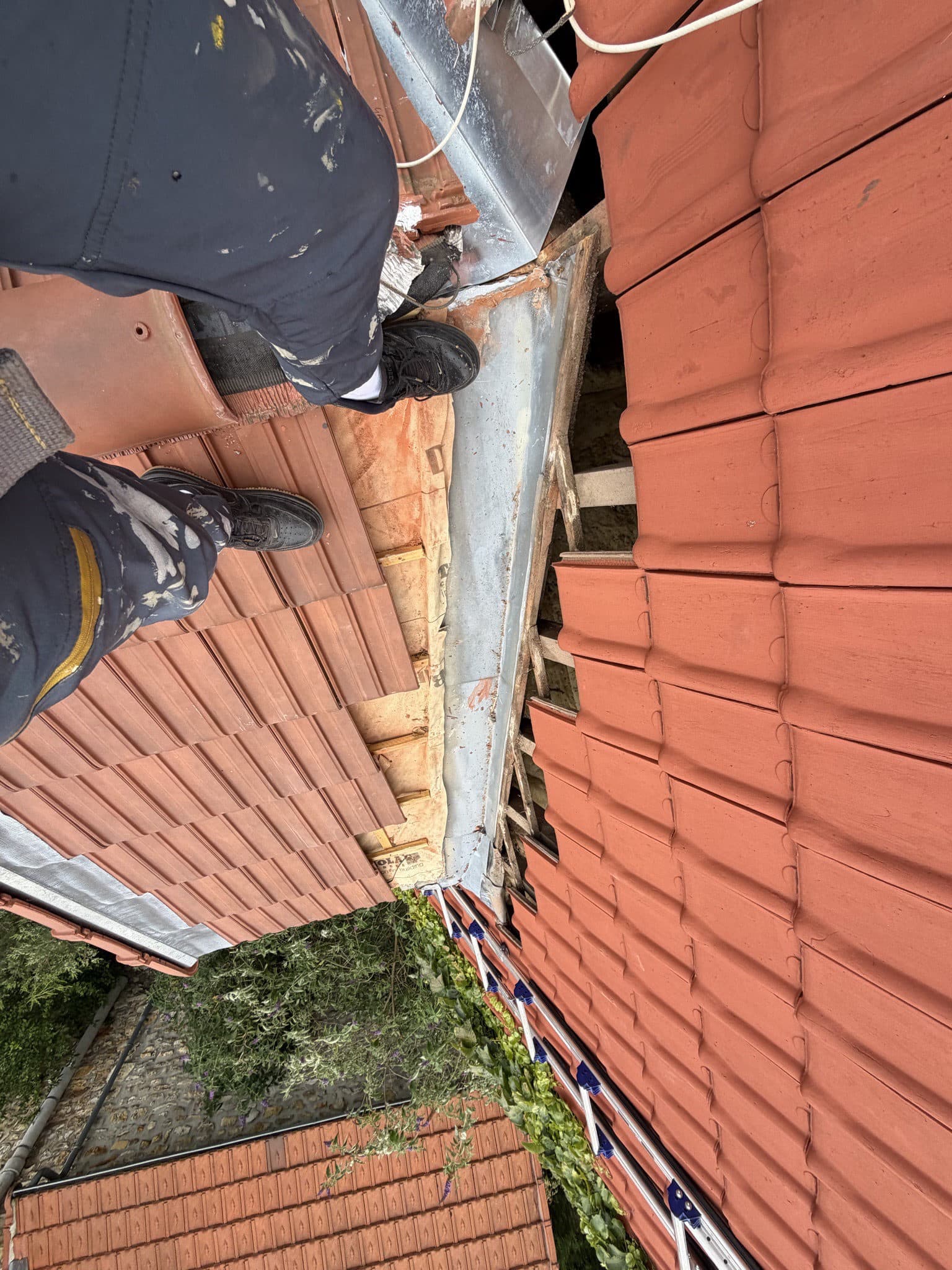 Avant les travaux — Refection De Noue En Zinc à Eaubonne