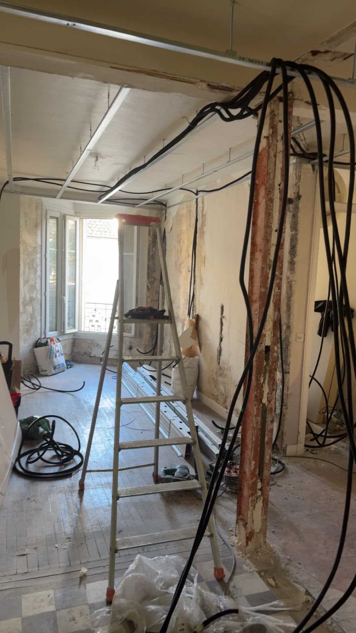 Avant les travaux — Rénovation Électrique Complète Avec Vmc à Paris 13e Arrondissement