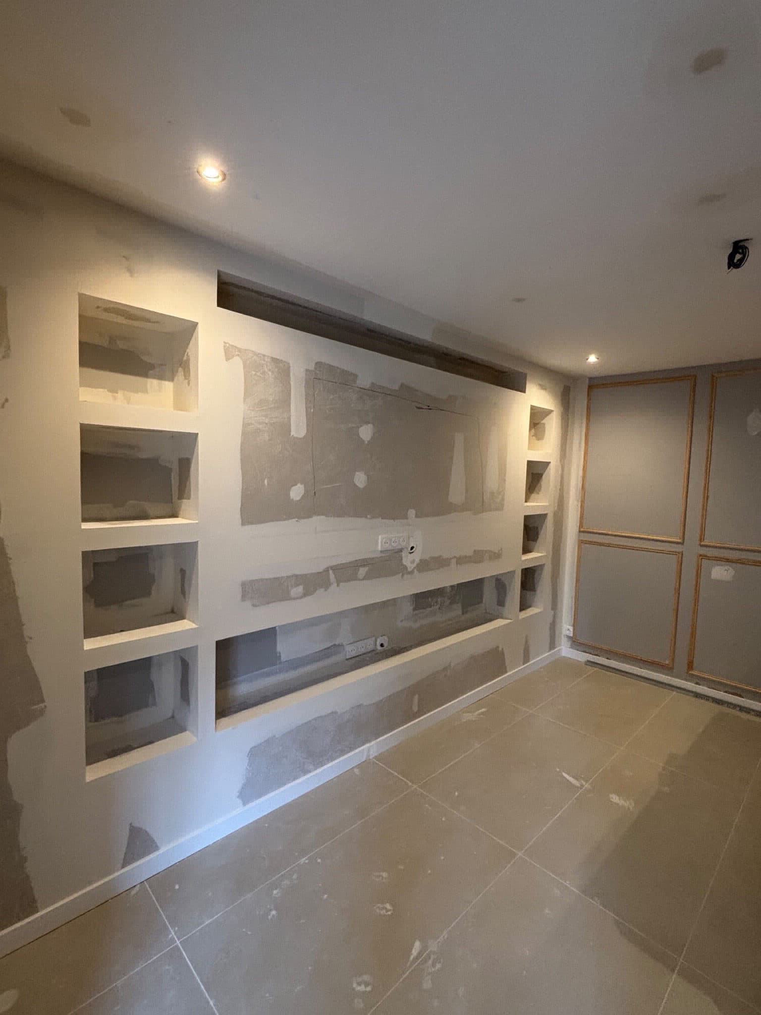 Pendant les travaux — Création D'un Meuble Télé Avec Niche à Neuilly-sur-Seine